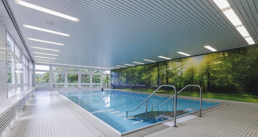 schwimmbad Sauna Wellnessbereich im Kurhaus Hotel Bad Bocklet